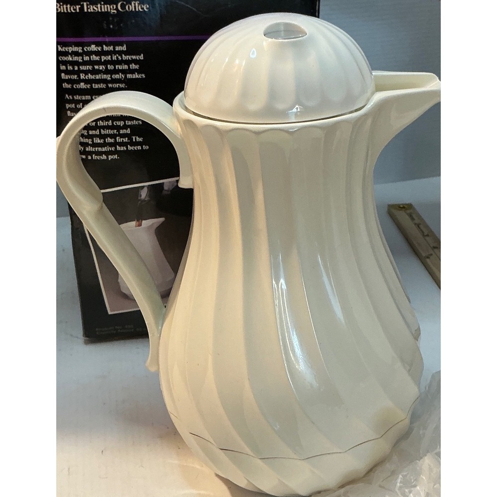 Thermos Vintage 1986 Coffee Butler Carafe Fluted White Insulated Pitcher 1qt